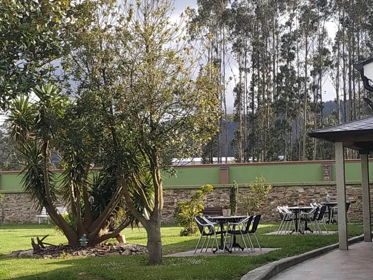 Hotel El Pinar Ribadeo Exterior foto